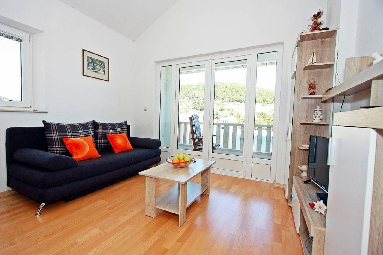Apartmani Nila Пучишча Экстерьер фото