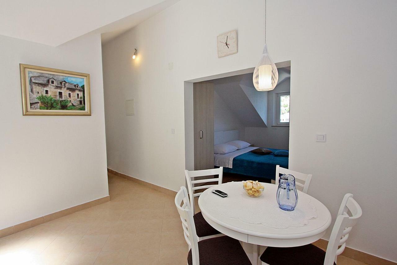Apartmani Nila Пучишча Экстерьер фото