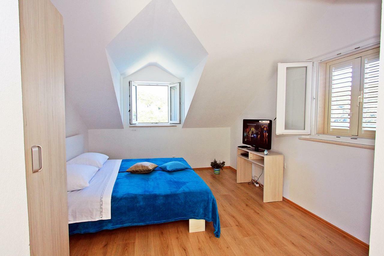 Apartmani Nila Пучишча Экстерьер фото